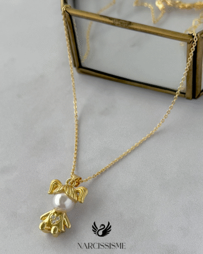 Collar Elara