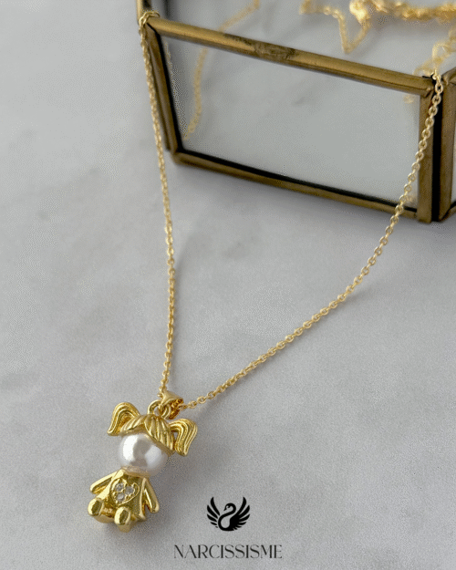 Collar Elara